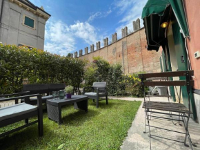 A Verona Grazioso alloggio in antica Corte